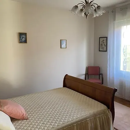 Centre-ville Mourillat Tatil Evi *